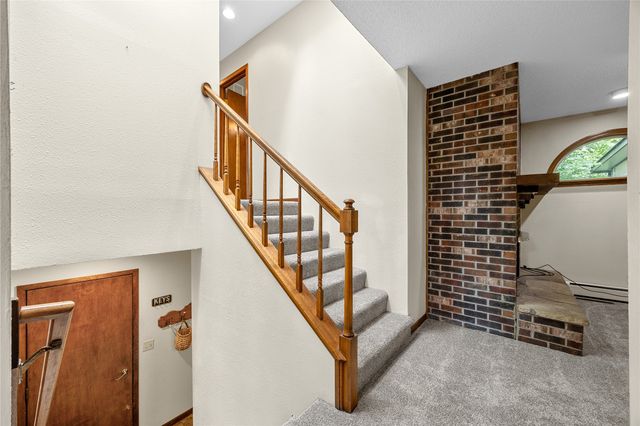 356 East Post Road SE, Cedar Rapids, IA 52403