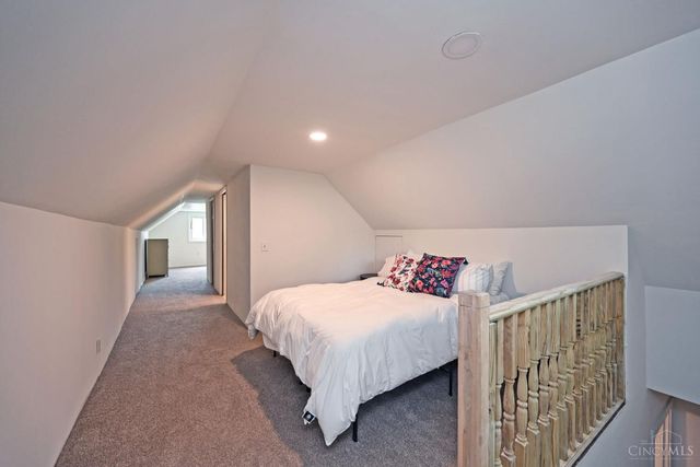 6908 Palmetto Street, Cincinnati, OH 45227