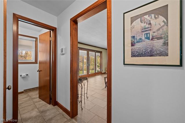 3020 Thunderbird Drive, Poland, OH 44514