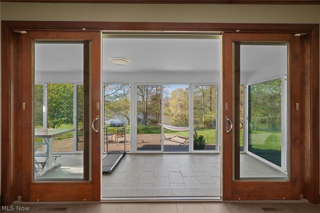 3020 Thunderbird Drive, Poland, OH 44514