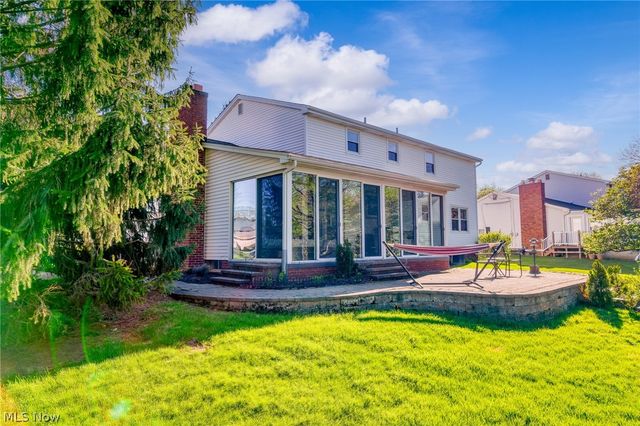 3020 Thunderbird Drive, Poland, OH 44514