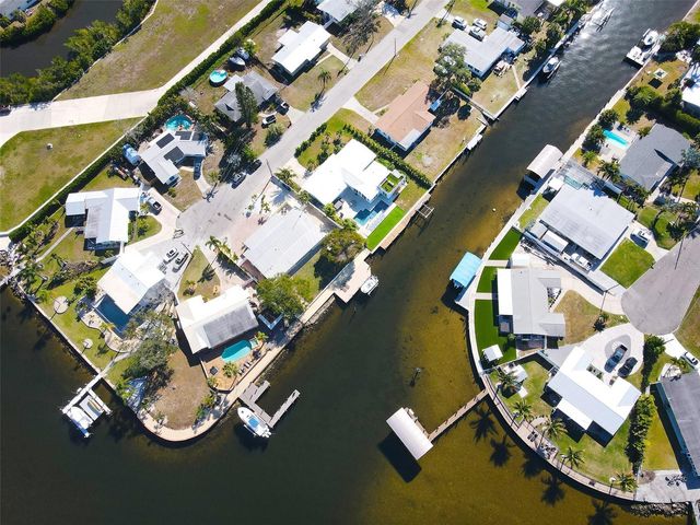 218 22ND STREET NE, Bradenton, FL 34208