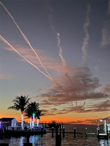 218 22ND STREET NE, Bradenton, FL 34208