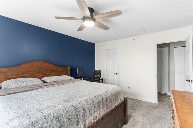 1141 Arrowhead Dr, South Strabane, PA 15301