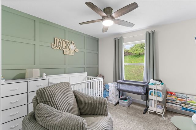 1141 Arrowhead Dr, South Strabane, PA 15301
