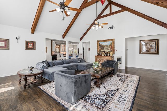 3633 Fm 3133, Van Alstyne, TX 75495