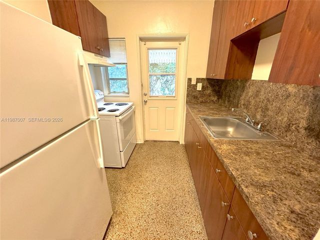 501 SE 12th Ct 1-2, Fort Lauderdale, FL 33316