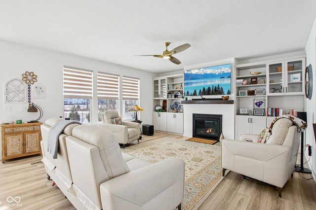 325 Middleton Circle, Westfield, IN 46074