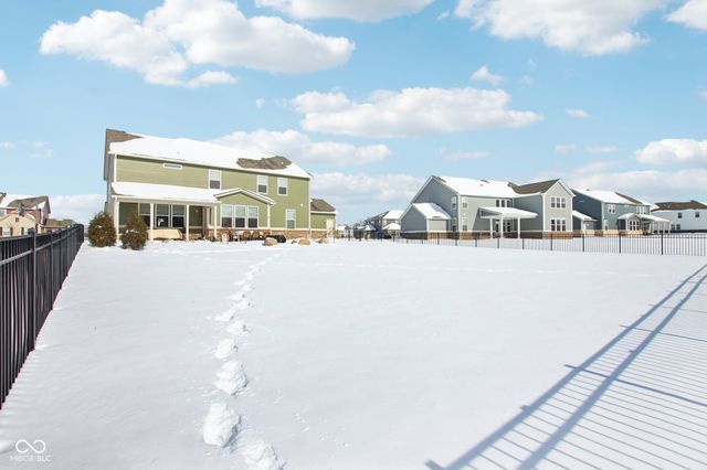 325 Middleton Circle, Westfield, IN 46074