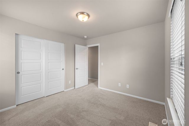 32898 Pine Avenue SE, Black Diamond, WA 98010