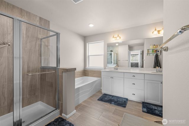 32898 Pine Avenue SE, Black Diamond, WA 98010