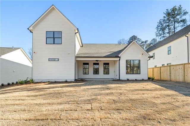 502 Level Creek Road, Sugar Hill, GA 30518