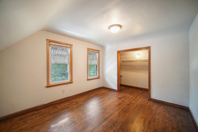 7230 Mclaughlin Avenue, Hammond, IN 46324