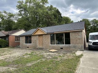 737 E 155th Place, South Holland, IL 60473