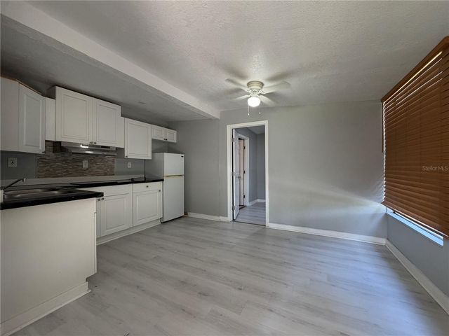 921 WINCHESTER STREET, Daytona Beach, FL 32114