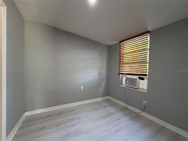921 WINCHESTER STREET, Daytona Beach, FL 32114