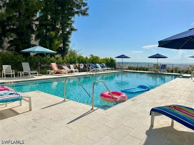3483 Gulf Shore BLVD N 604, Naples, FL 34103