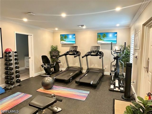3483 Gulf Shore BLVD N 604, Naples, FL 34103