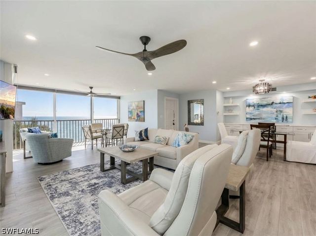3483 Gulf Shore BLVD N 604, Naples, FL 34103
