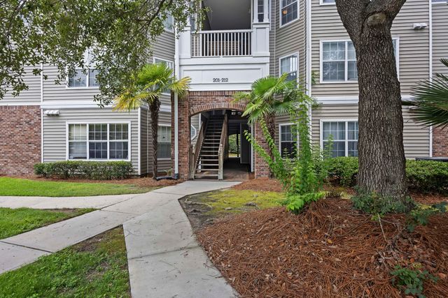 188 Midland Parkway 202, Summerville, SC 29485