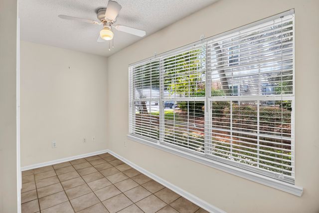 188 Midland Parkway 202, Summerville, SC 29485