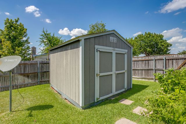 1846 Lewis Trail, Grand Prairie, TX 75052