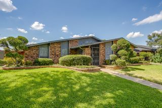 1846 Lewis Trail, Grand Prairie, TX 75052