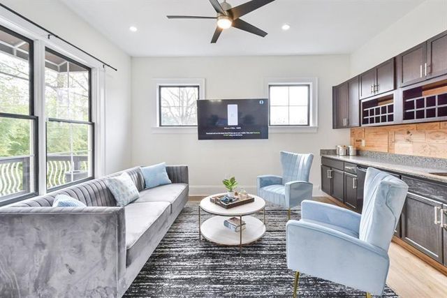 1227 Atlantic Drive NW, Atlanta, GA 30318