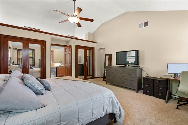 1122 Hillsview Ter, Green Tree, PA 15220
