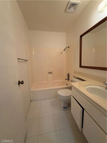 8520 Century Blvd Unit A, Paramount, CA 90723