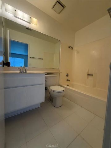 8520 Century Blvd Unit A, Paramount, CA 90723
