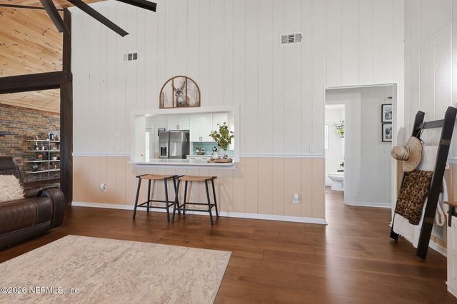 5684 MAVERICK Road, Middleburg, FL 32068