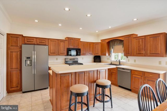 1007 JENKINS GRV, Enola, PA 17025