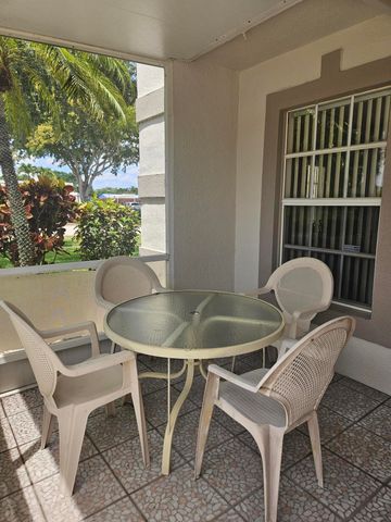 18999 Stewart Circle 8, Boca Raton, FL 33496