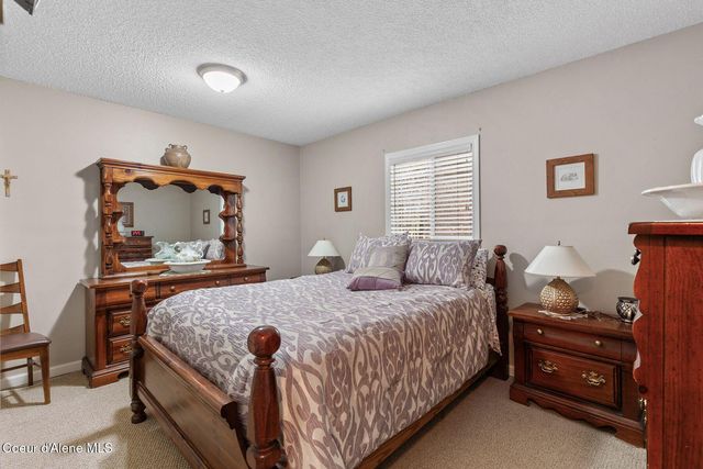 19652 N Silver Ln, Rathdrum, ID 83858