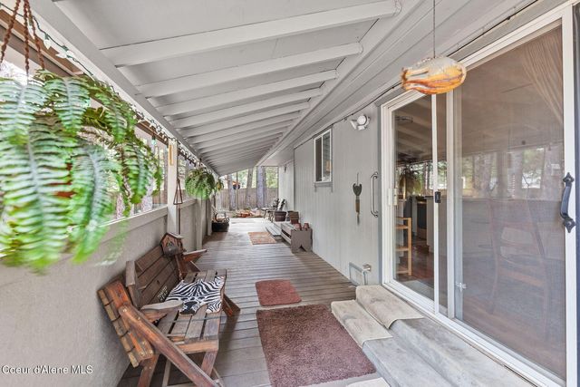 19652 N Silver Ln, Rathdrum, ID 83858