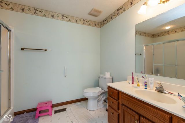 377 Savannah Drive, Greenwood, IN 46142
