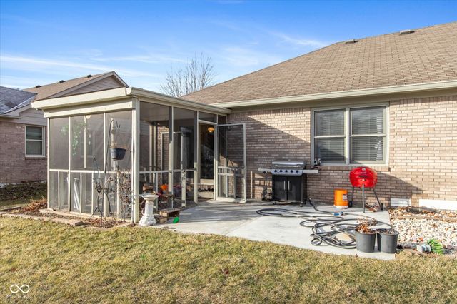 377 Savannah Drive, Greenwood, IN 46142