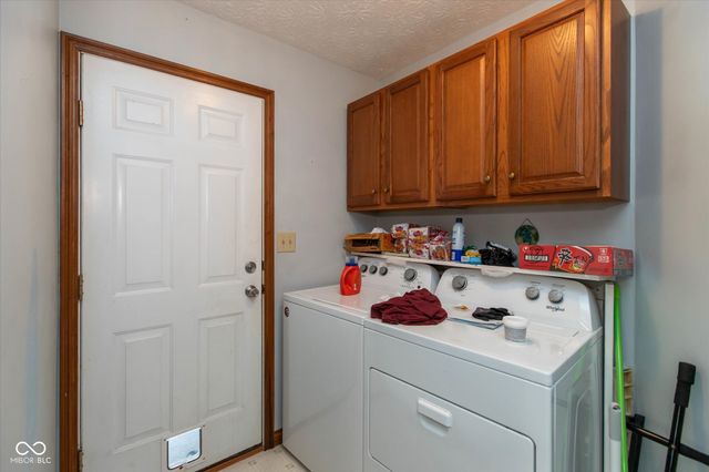 377 Savannah Drive, Greenwood, IN 46142