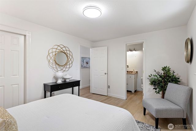 17714 160th Avenue SE, Renton, WA 98058