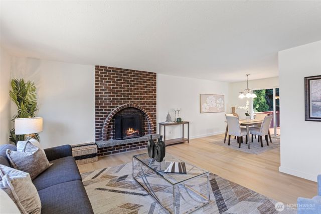 17714 160th Avenue SE, Renton, WA 98058