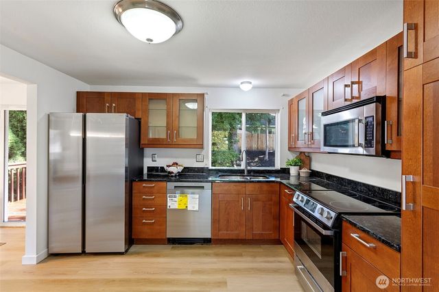 17714 160th Avenue SE, Renton, WA 98058