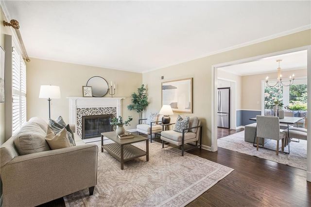 5401 Canterbury Road, Fairway, KS 66205