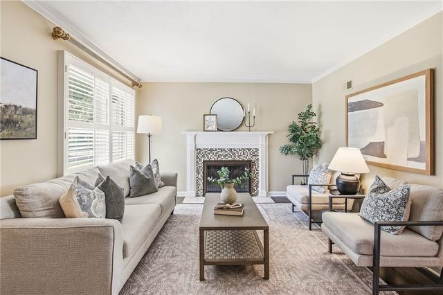5401 Canterbury Road, Fairway, KS 66205