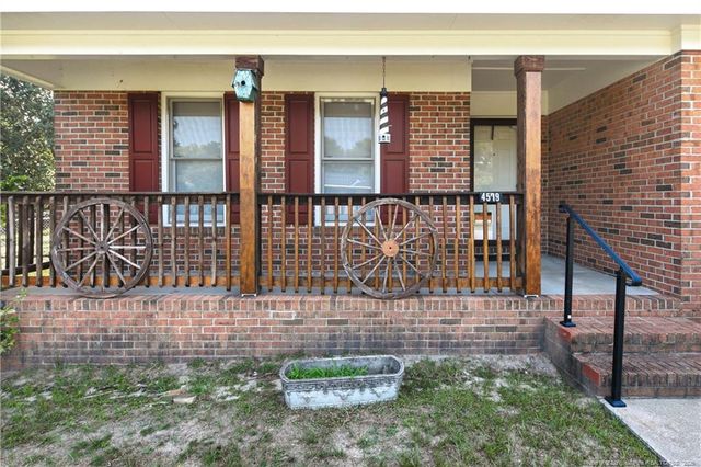 4579 Cripplecreek Court, Fayetteville, NC 28306