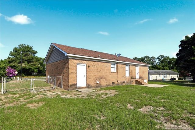 4579 Cripplecreek Court, Fayetteville, NC 28306