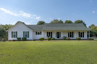 2009 Big Oak Dr, Spring Hill, TN 37174
