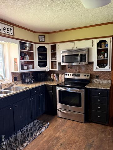 7526 State Hwy 164, Cardwell, MO 63829