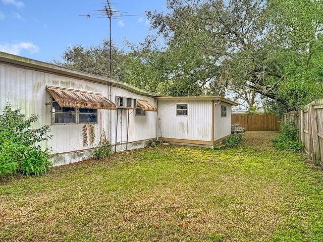 8145 CAMPBELL COURT, New Port Richey, FL 34653