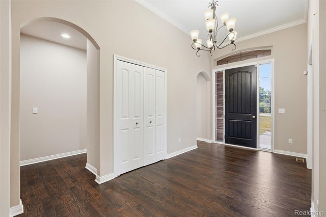 7419 Park Terrace Lane, Shelby Charter Township, MI 48317